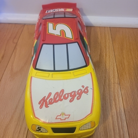 NASCAR Sasco Matchbox Storage Race Car‎ #5 Terry Labonte Monte Carlo - Picture 4 of 11